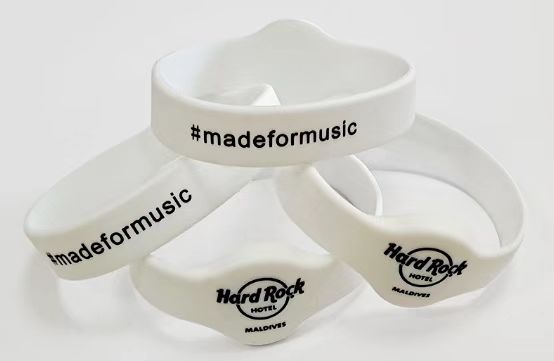 Bracelets & Wristbands