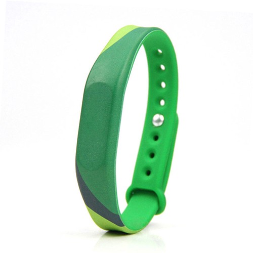 Customized RFID wristband for theme park intelligent access control