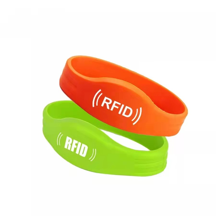 Sports club used 13.56MHz rfid smart silicone wristband waterproof nfc bracelet