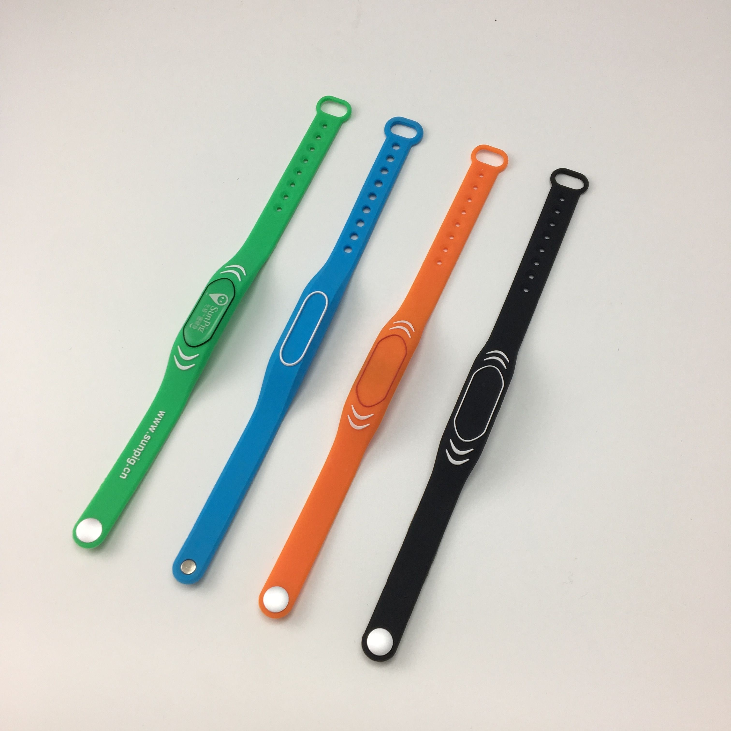 GYM silicone rfid wristband for swimming pools Smart NFC/RFID Bracelet
