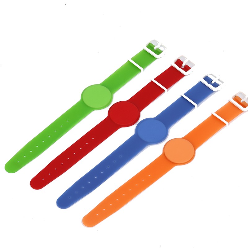 Factory price adjustable passive NFC Bracelet RFID silicone wristband
