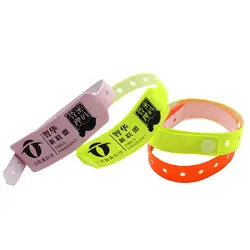 Factory directly sell custom vinyl wristbands for events