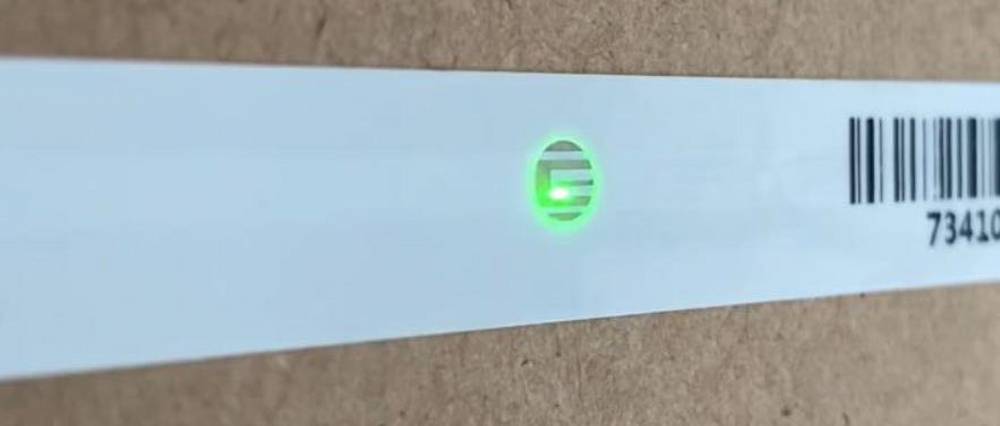 UHF RFID LED label for rental asset tracking and inventory management