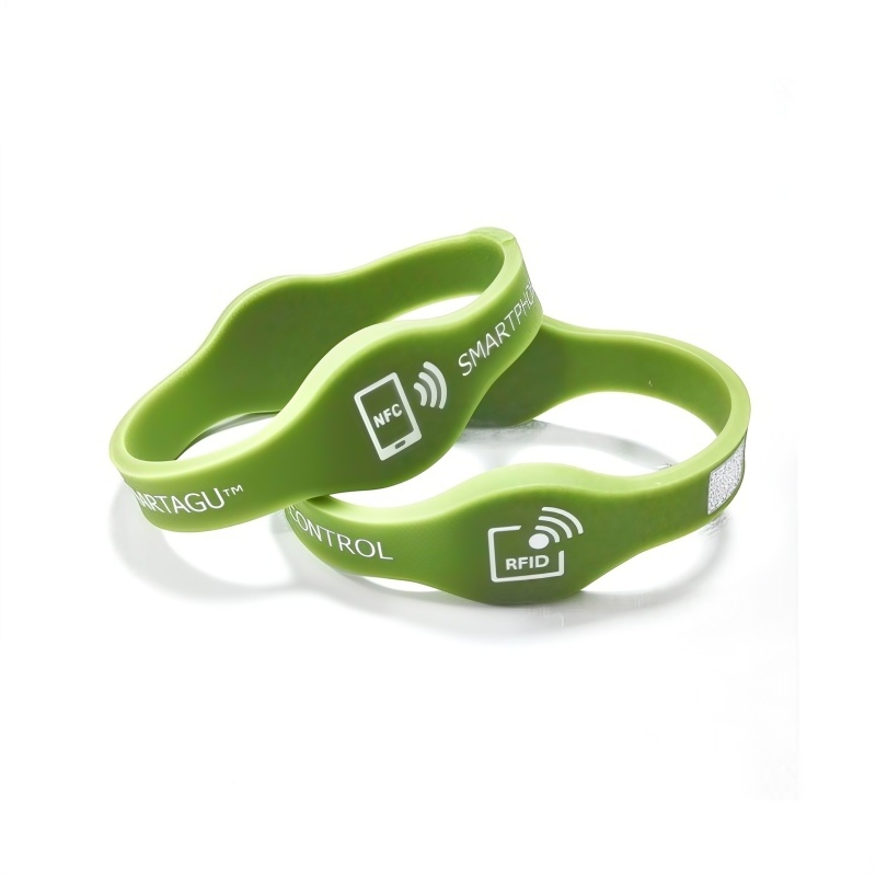 RFID silicone bracelet dual chip structure for multi-system compatibility