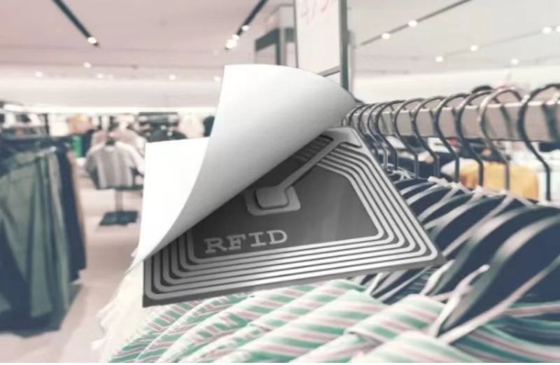 Analysis of the value of UHF RFID in footwear and mall retailing